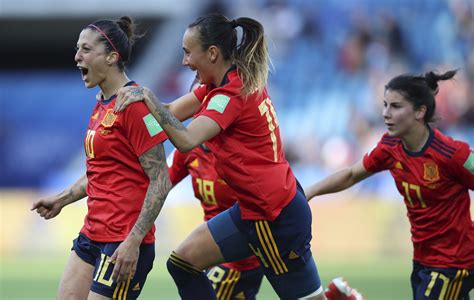 Spain downs South Africa 3-1 for 1st Women's World Cup win