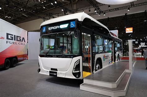 Isuzu unveils the Erga EV bus as the world’s first battery-electric ...