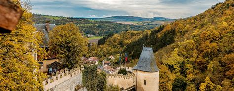 A Comprehensive Guide to the Karlštejn Castle – Debra K. White