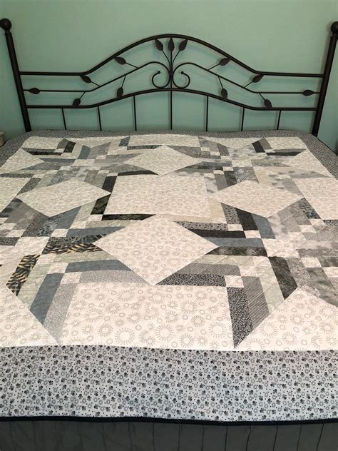 Gray Star quilt/quilts for sale/handmade quilts/contemporary quilts ...