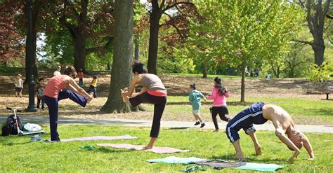 It’s in the way you do it: lessons for public park exercise groups