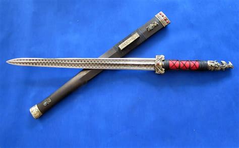 E'lam Design Blog: A brief history on the Japanese sword