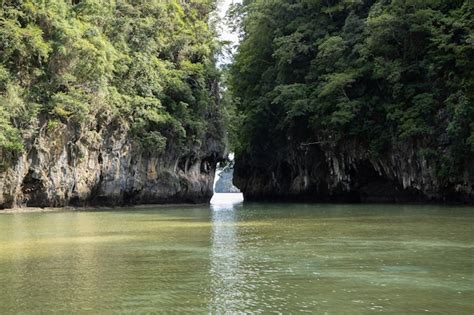 Premium Photo | Beautiful lagoon in hong island in krabi thailand