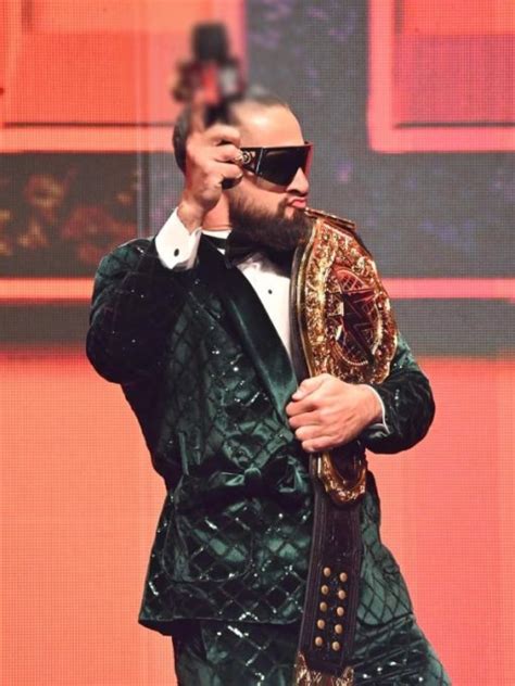 Seth Rollins Green Sequin Velvet Suit | For Sale