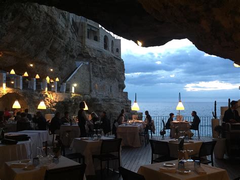 Cave restaurant in italy - Business Insider