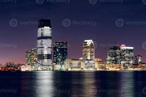 Jersey City skyline 8309746 Stock Photo at Vecteezy