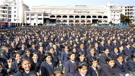 Biggest School In the World - City Montessori India - YouTube | India school, India facts ...