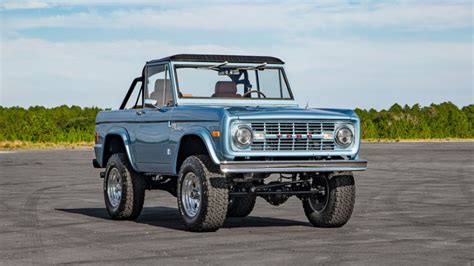 Top 300 + ford bronco baby blue