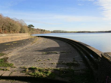 Overflow at Swithland Reservoir © Jonathan Thacker cc-by-sa/2.0 ...