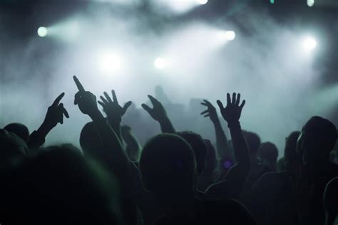 Rave Parties: Safety and Precautions | Harm Reduction