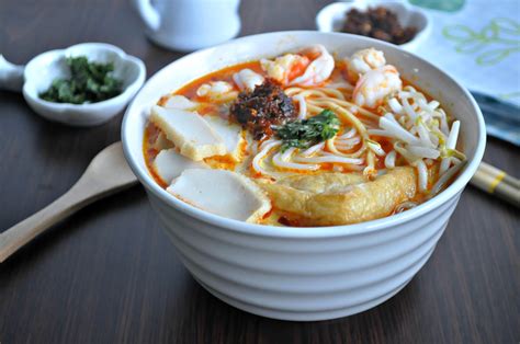 Singapore Laksa 新加坡叻沙 - Eat What Tonight