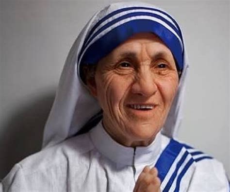 Mother Teresa Biography - Facts, Childhood, Family Life & Achievements