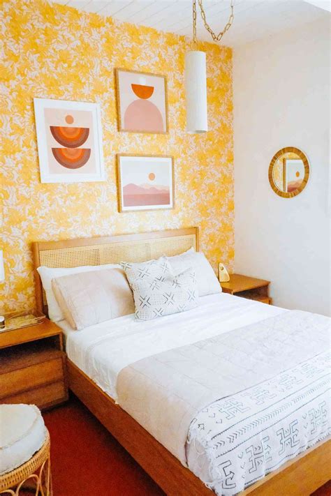 22 Yellow Bedroom Ideas That Will Cheer You Up