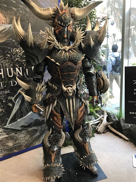 How the Nergigante armor looks in real life : r/MonsterHunterWorld