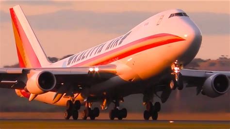 STUNNING Kalitta Air Boeing 747 SUNSET Takeoff & Landing Melbourne Airport Plane Spotting - YouTube