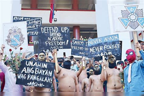 Oblation Run returns in UP Diliman | Philstar.com