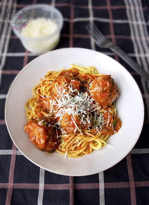 Spaghetti with turkey meatballs | Pickled Plum