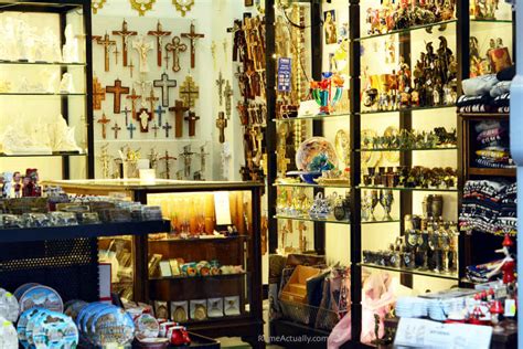 What to Buy in Rome - 15 Great Rome Souvenirs and Gifts