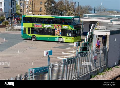 southern vectis ryde bus station on the isle of wight at ryde esplanade Stock Photo - Alamy