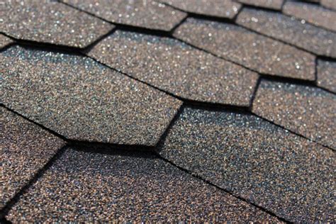 Asphalt Shingles or Fiberglass Shingles | Which is best?