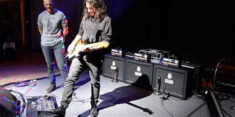 Rig Rundown: Primus' Larry LaLonde [2017] - Premier Guitar