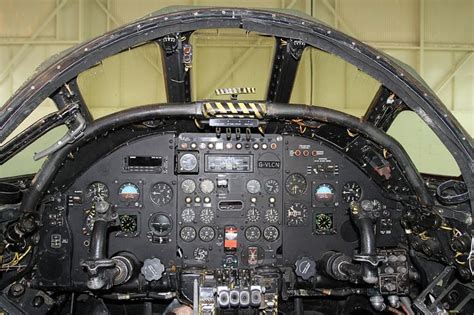 80 best Avro Vulcan Cockpit images on Pinterest | Avro vulcan, Military ...