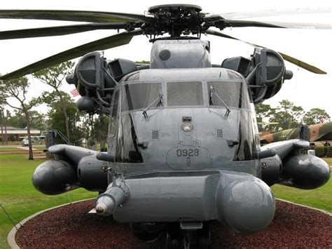 Sikorsky Mh-53 Pave Low Helicopter - aku-pk