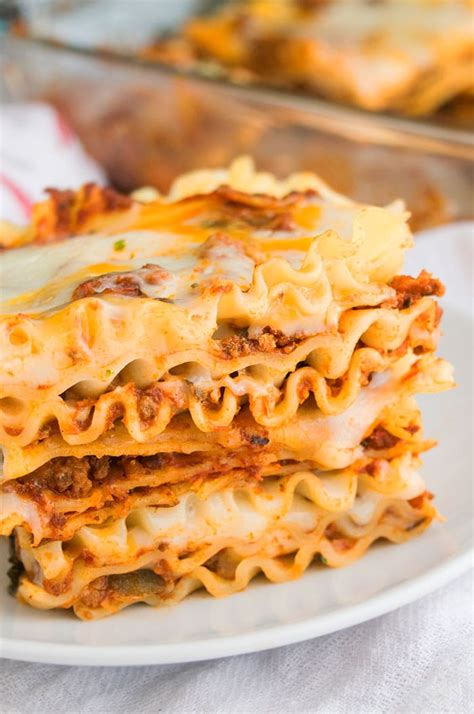 Easy Beef Lasagna Recipe - CakeWhiz