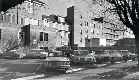 Carlisle Hospital | Elizabeth V. and George F. Gardner Library