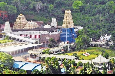 Simhachalam Temple Visakhapatnam: Timings, History, travel guide