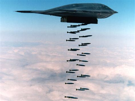 Why the B-2 bomber is one of the most feared aircraft in the sky - Business Insider