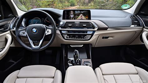 Bmw M40 Interior : Spyshots: 2019 BMW X3 M Interior Reveals M5 Steering ...