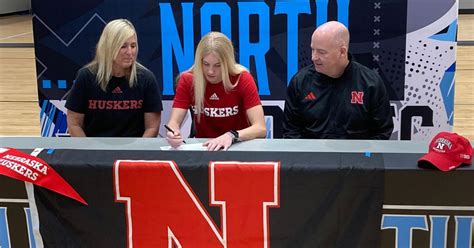 Britt Prince officially signs commitment to Nebraska