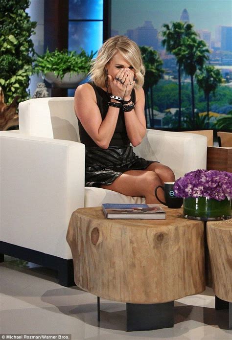 Ellen DeGeneres pranks Carrie Underwood by scaring her in 2022 | Carrie underwood, Ellen ...