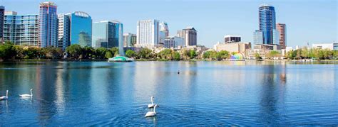 LAKE EOLA PARK, ORLANDO