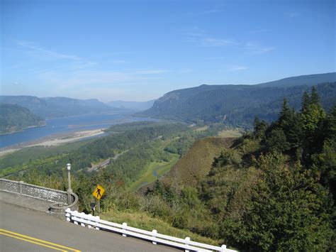 Columbia River | Columbia River Gorge, Oregon | Chris Yunker | Flickr
