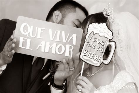 19 Main Mexican Wedding Traditions [Explained With Images]