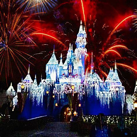 5StarTip🌟: 5 Best Tips for Enjoying Fireworks in Disneyland California ...