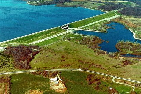 Lake Red Rock Is Hiding Six Iowa Towns That Were Lost In A Flood