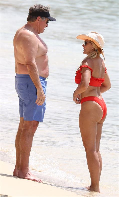 Pats coach Bill Belichick and girlfriend Linda Holliday in Barbados ...