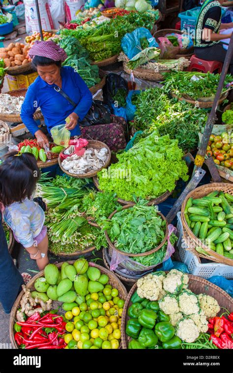 Central Market, Phnom Penh, Cambodia, Indochina, Southeast Asia, Asia Stock Photo - Alamy
