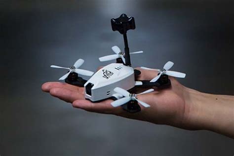 RotorX Atom RX122 V2 FPV Mini Racing Drone Flying at Speeds up to 80mph ...