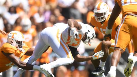 Tennessee Vols coach calls true freshman a 'future star'