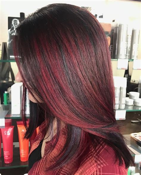 50 Beautiful Burgundy Hair Colors to Consider for 2024 - Hair Adviser ...