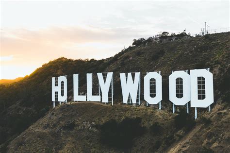 the world famous hollywood sign 4k HD Wallpaper