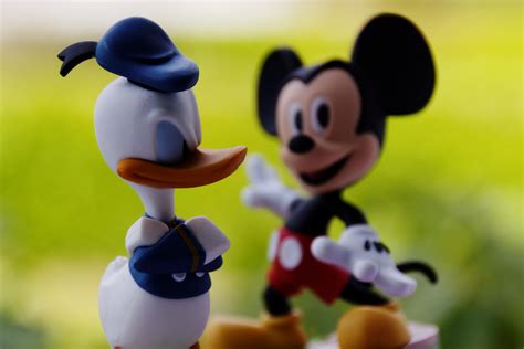 Disney Infinity Donald Duck & Mickey Mouse Figures | Disney infinity figures, Disney infinity ...