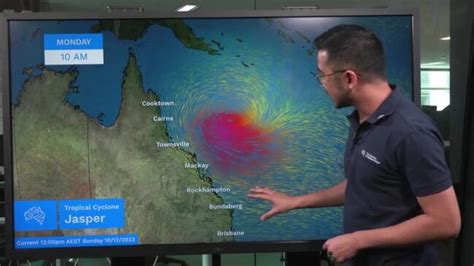 Cyclone Jasper forecast: Townsville, North Queensland in firing line as Bureau of Meteorology ...