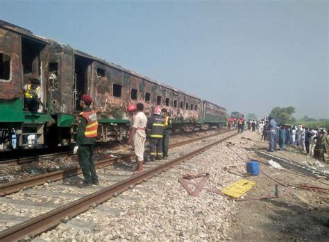 Tragedy In Pakistan: 64 Killed In Train Fire - Iran Front Page