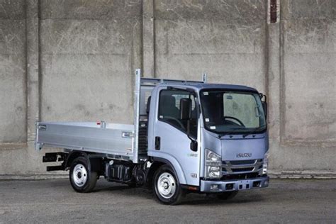 ISUZU N Series 3.5 Tonne - Harris Group