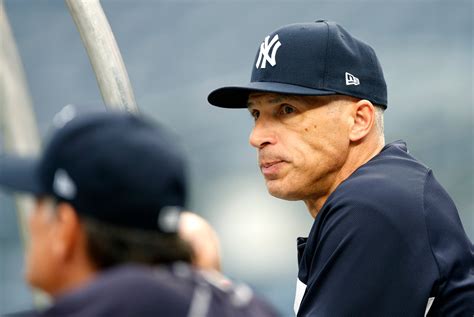 Joe Girardi Catcher / Yankees manager Joe Girardi speaks at Brunswick ...